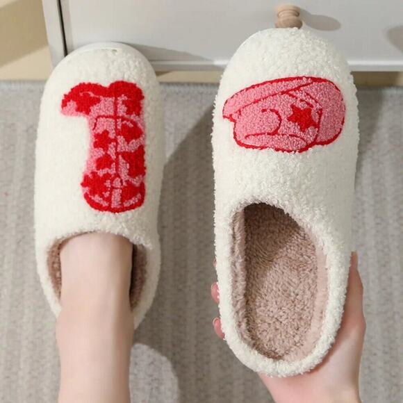 2/$30 NEW Pink Cowgirl Slippers - Picture 5 of 10